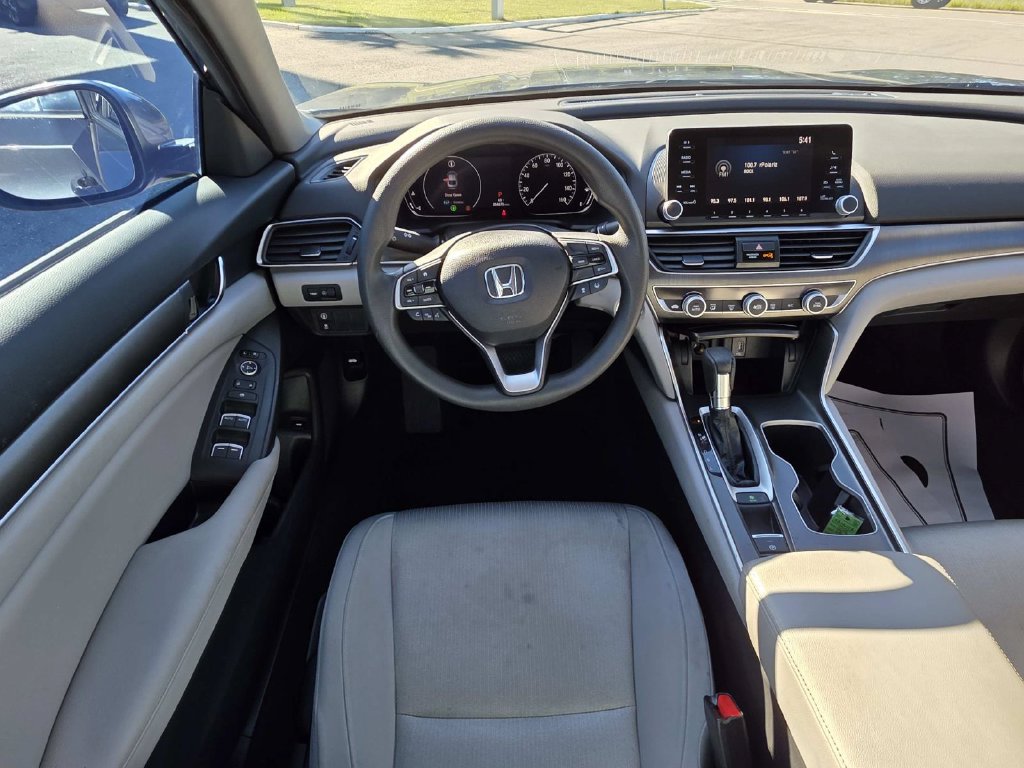 Used 2018 Honda Accord LX image 6