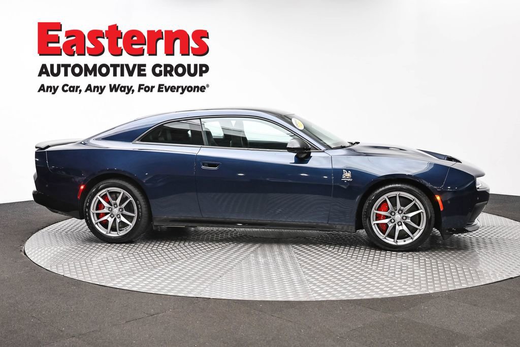 Used 2024 Dodge Charger Daytona Scat Pack w/ Plus Group AWD/4WD image 4