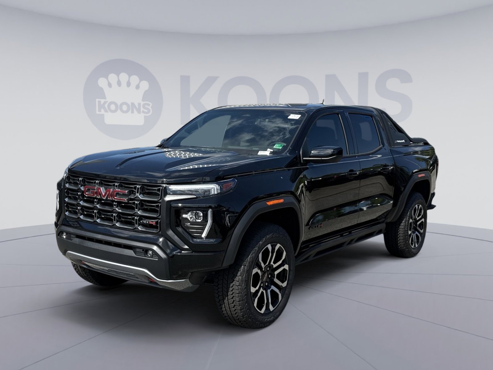 New 2025 GMC Canyon AT4 w/ Nightfall Edition