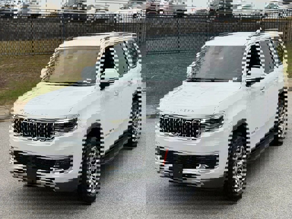 Used 2022 Jeep Wagoneer Series II image 14