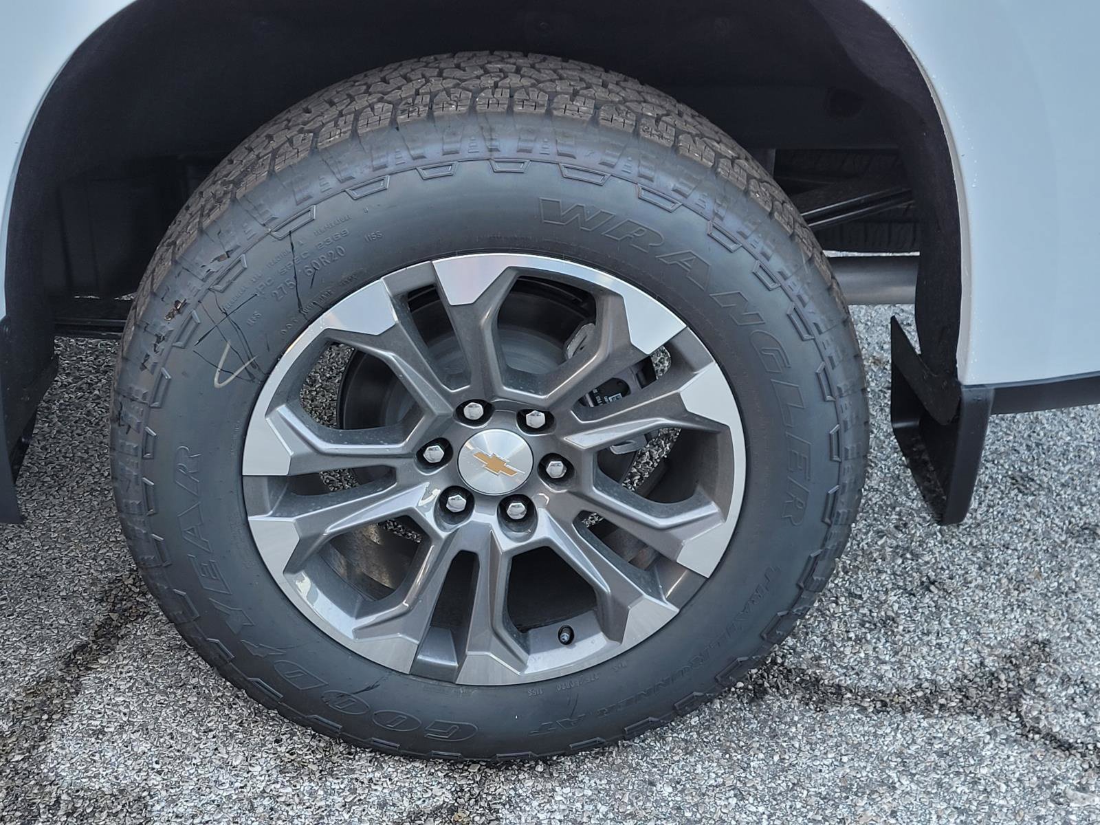 New 2026 Chevrolet Silverado 1500 High Country w/ Technology Package AWD/4WD image 4