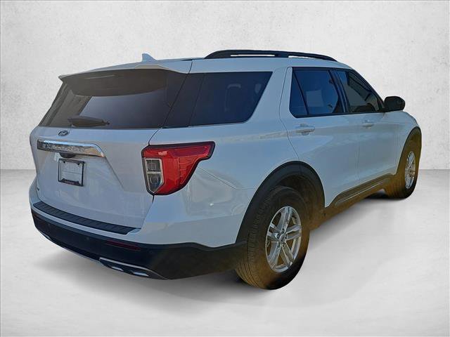 Used 2024 Ford Explorer XLT w/ Equipment Group 202A image 5