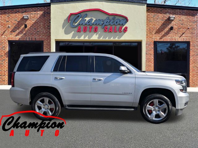 Used 2020 Chevrolet Tahoe LS w/ Enhanced Driver Alert Package RWD image 3