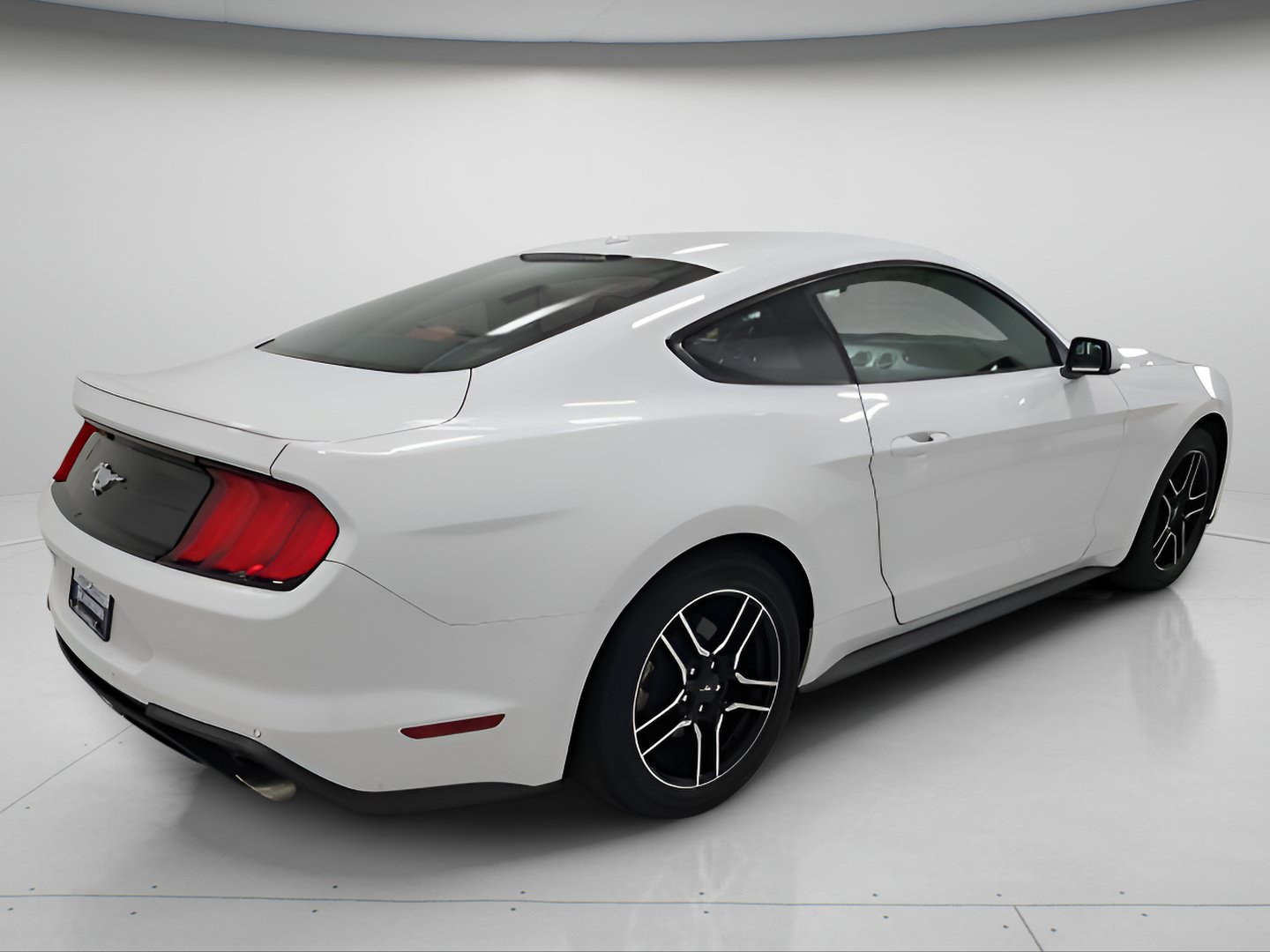 Used 2019 Ford Mustang Coupe w/ Equipment Group 101A RWD image 6
