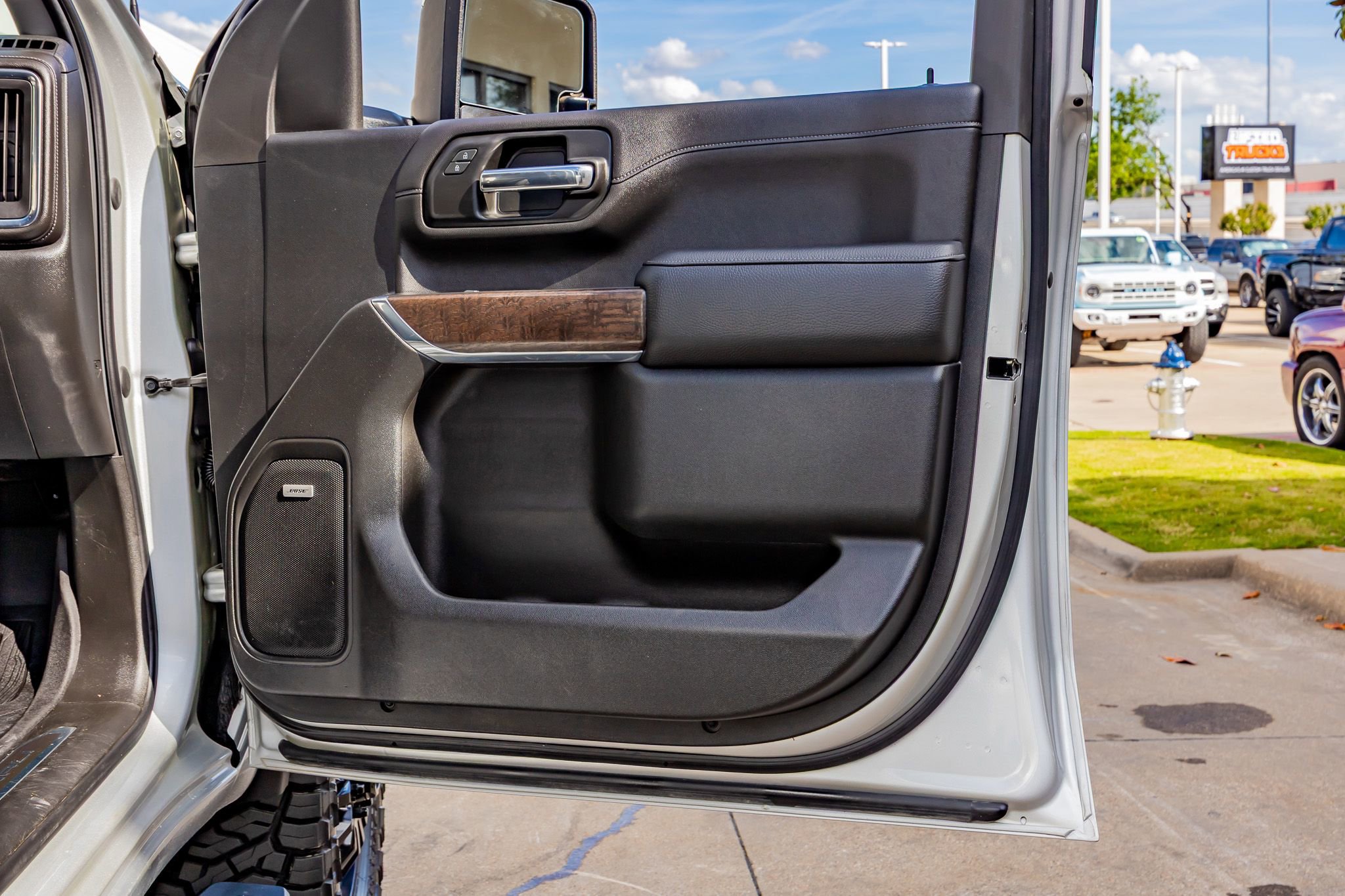 Used 2020 GMC Sierra 3500 Denali w/ Denali Ultimate Package image 37