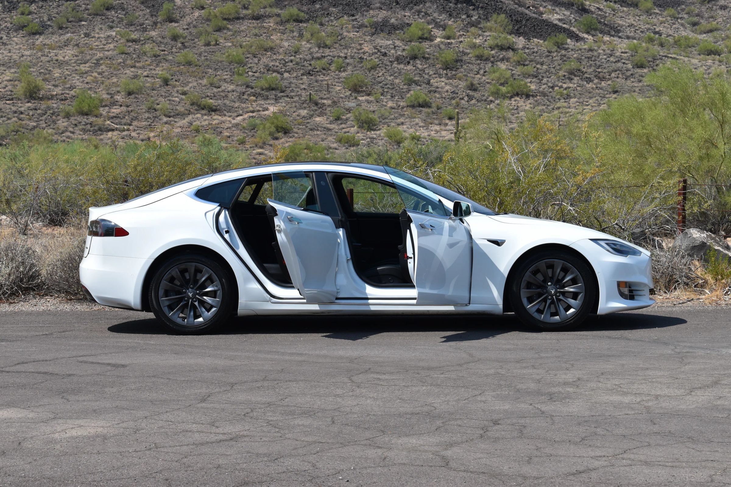 Used 2020 Tesla Model S Performance AWD/4WD image 7