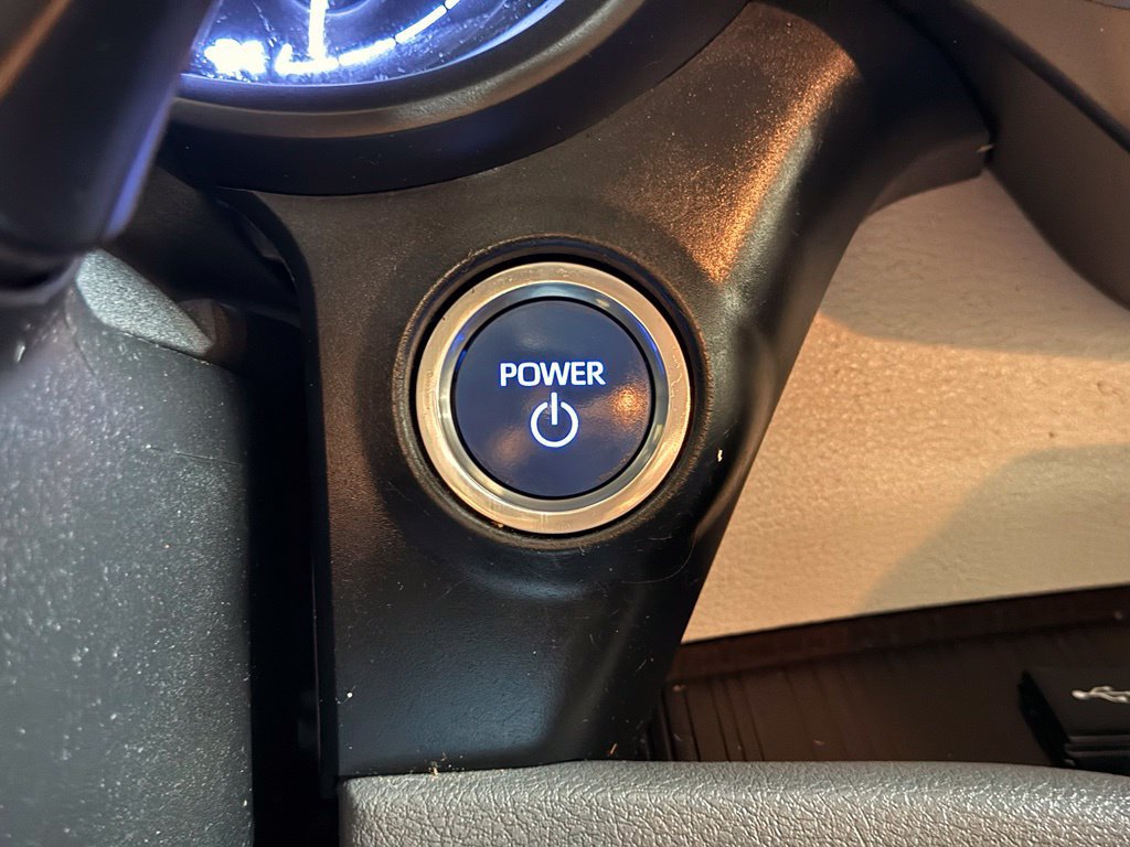 Used 2022 Toyota Sienna XLE FWD image 23