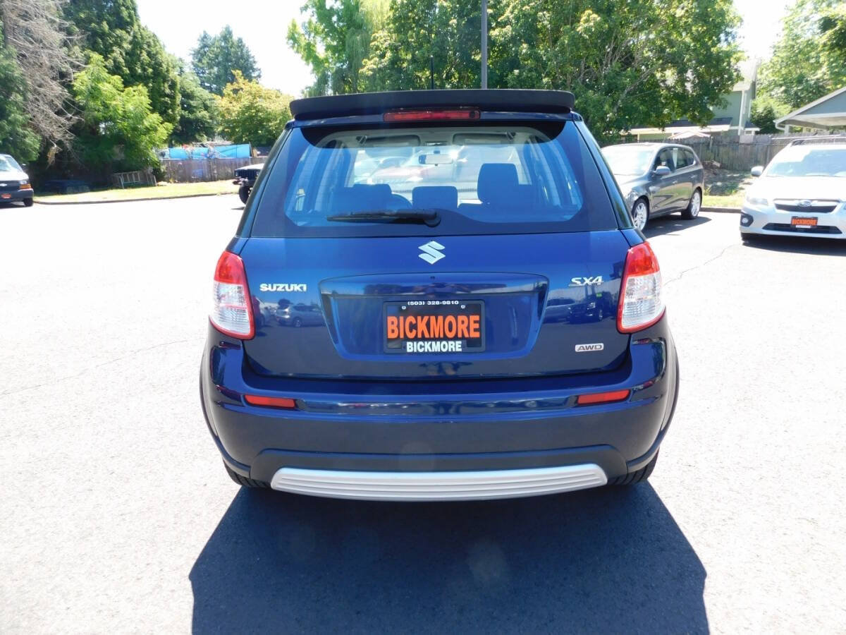 Used 2008 Suzuki SX4 AWD Hatchback w/ Touring Pkg image 19