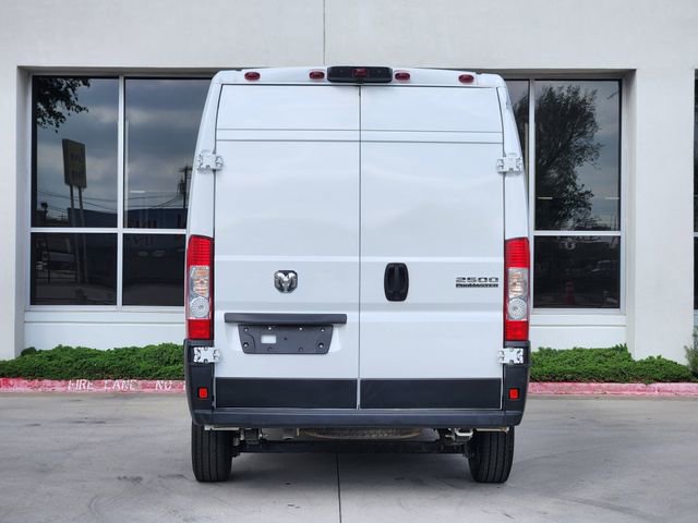 Used 2025 RAM ProMaster 2500 w/ Convenience Group image 6