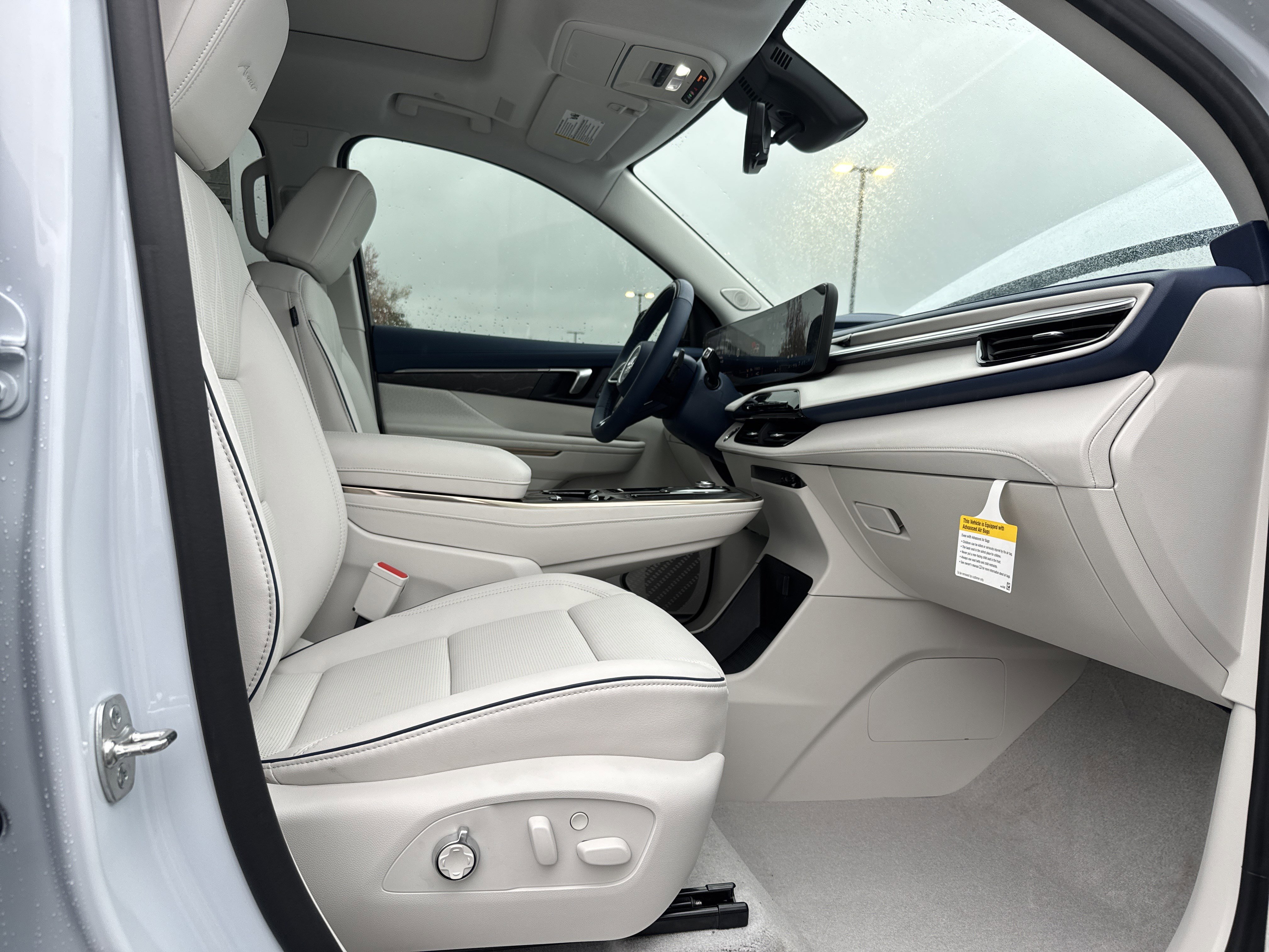 New 2026 Buick Enclave Avenir w/ Super Cruise Package image 31