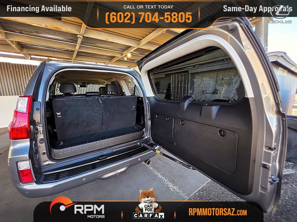 Used 2013 Lexus GX 460 Premium image 24