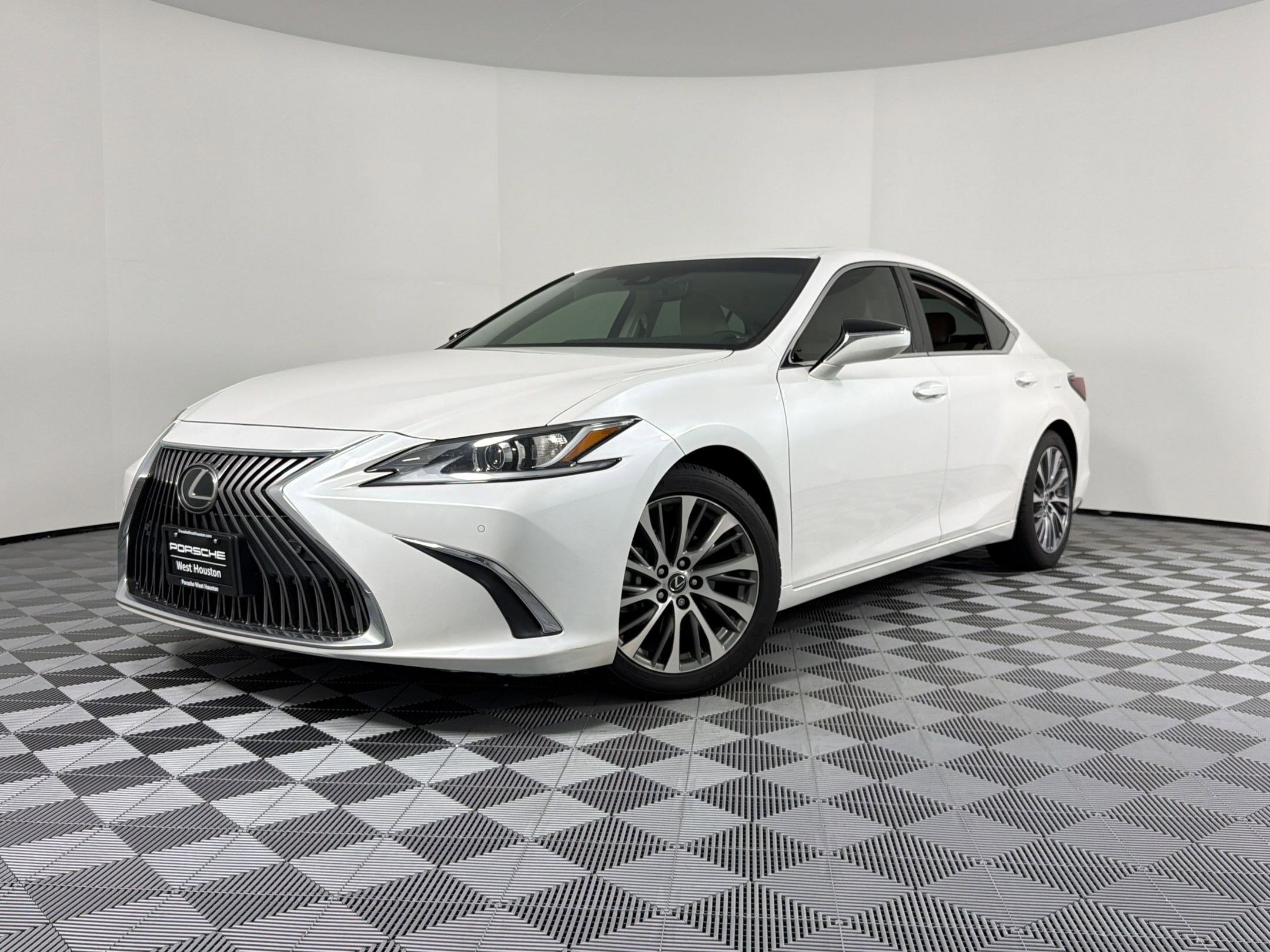 Used 2020 Lexus ES 350 w/ Premium Package FWD image 1