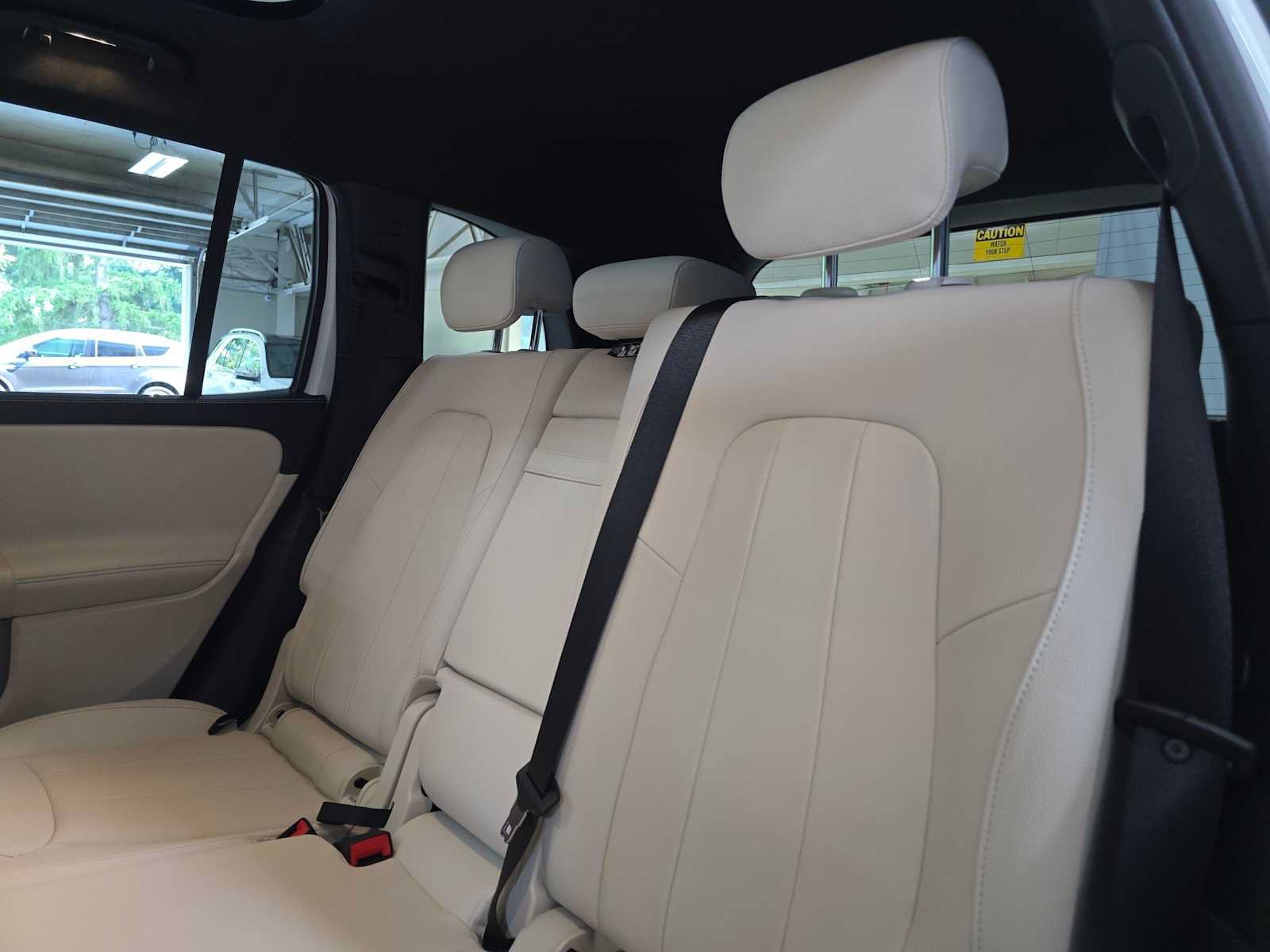 Certified 2026 Mercedes-Benz GLB 250 4MATIC image 17