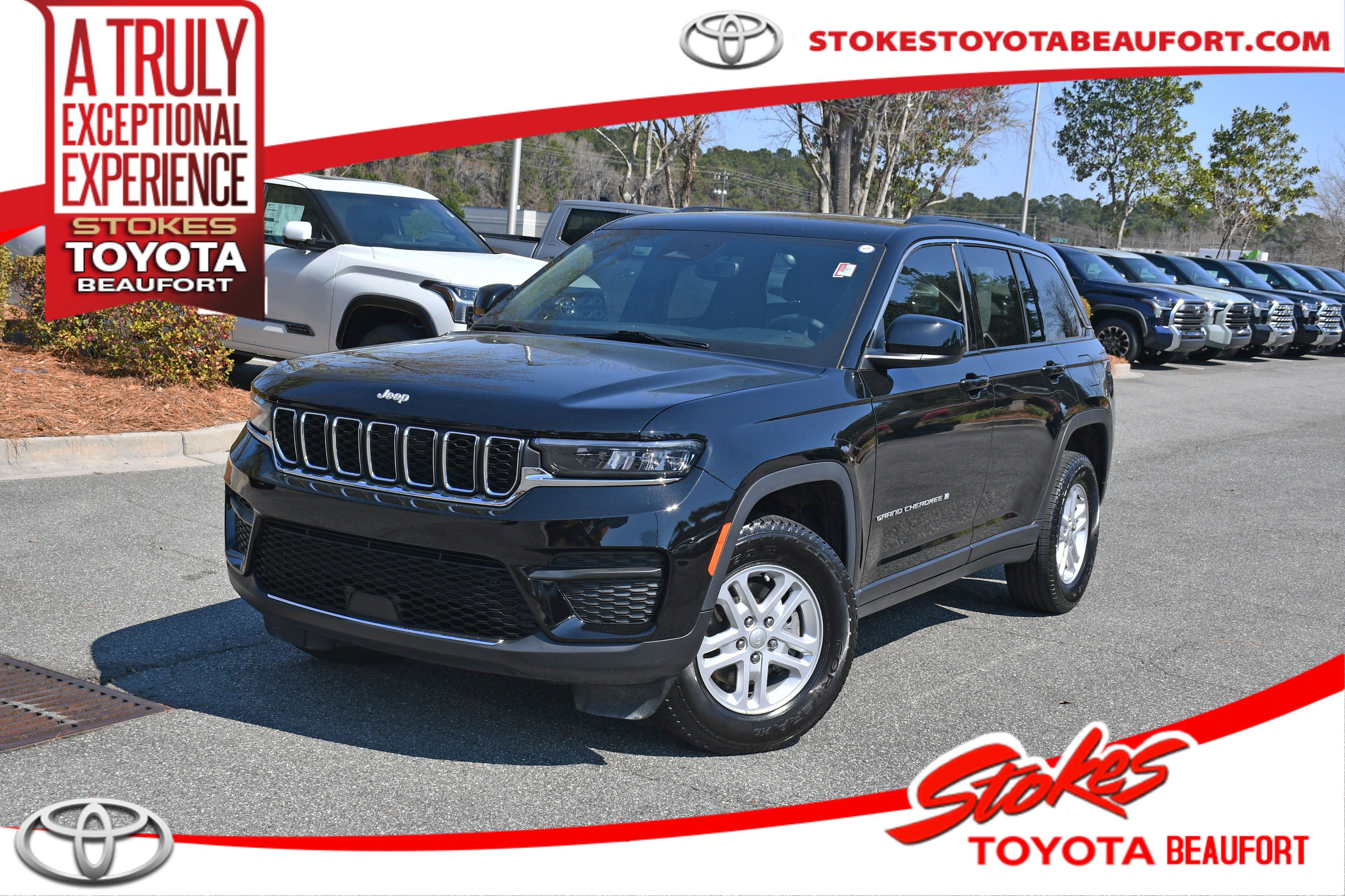 Used 2024 Jeep Grand Cherokee Laredo w/ Luxury Tech Group I