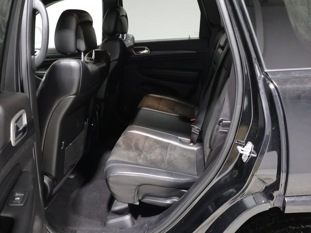 Used 2019 Jeep Grand Cherokee Altitude AWD/4WD image 7
