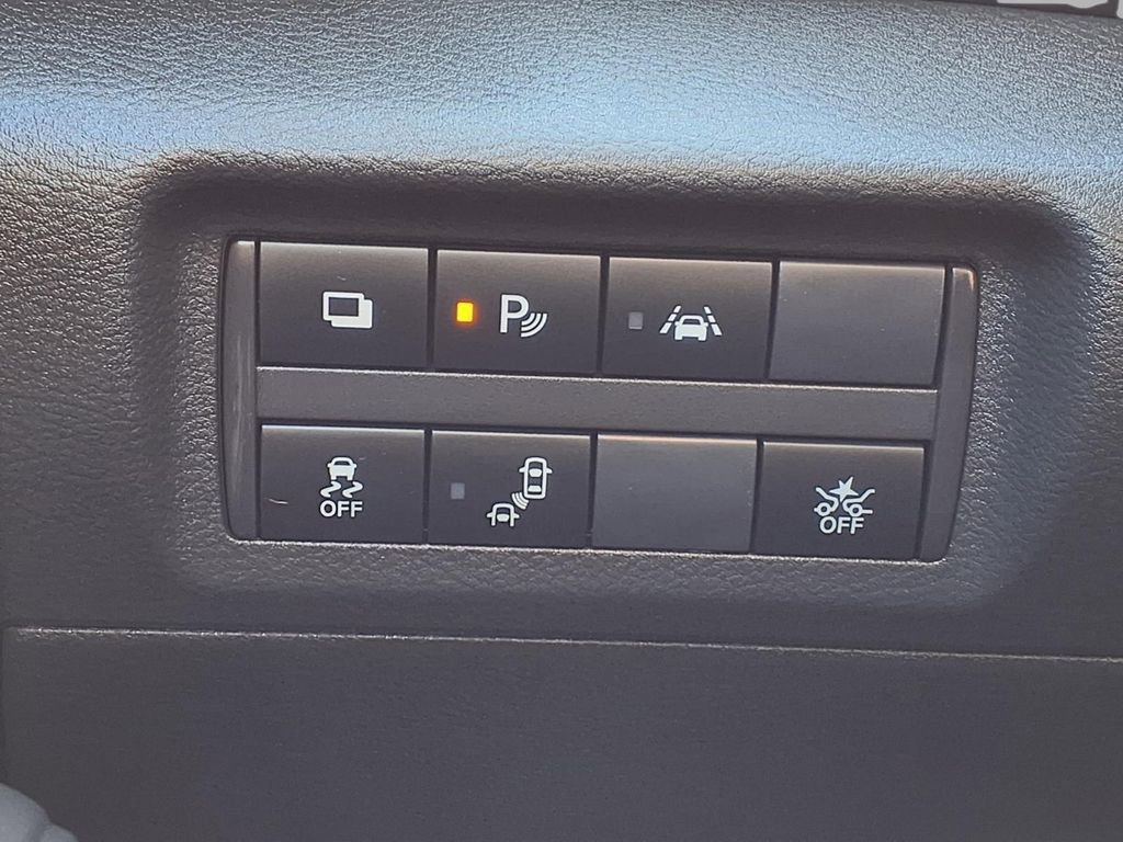 Used 2025 Nissan Kicks Play S image 17