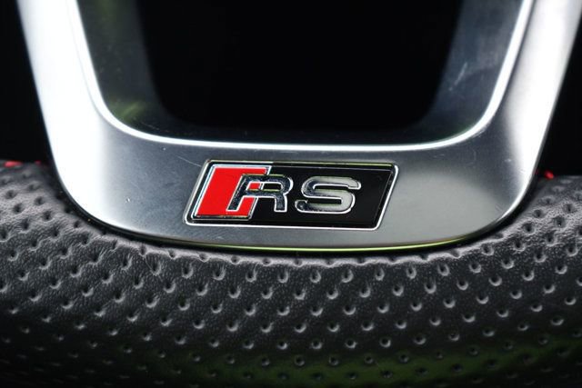 Used 2020 Audi RS Q8 w/ Carbon Optic Package image 36