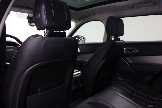 Used 2018 Land Rover Range Rover Velar R-Dynamic SE AWD/4WD image 35