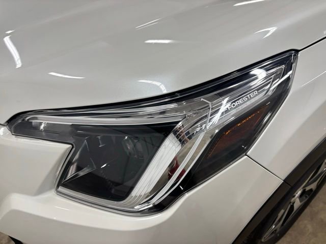 Used 2024 Subaru Forester Premium AWD/4WD image 8