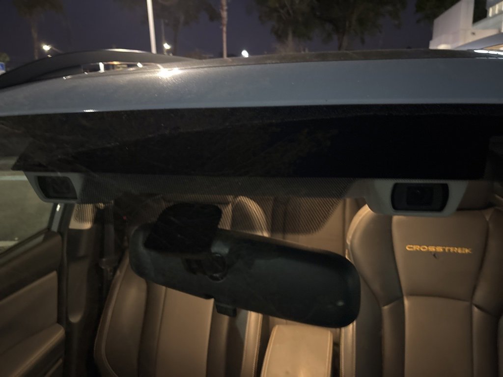 Used 2022 Subaru Crosstrek 2.5i Sport w/ Moonroof Package image 2