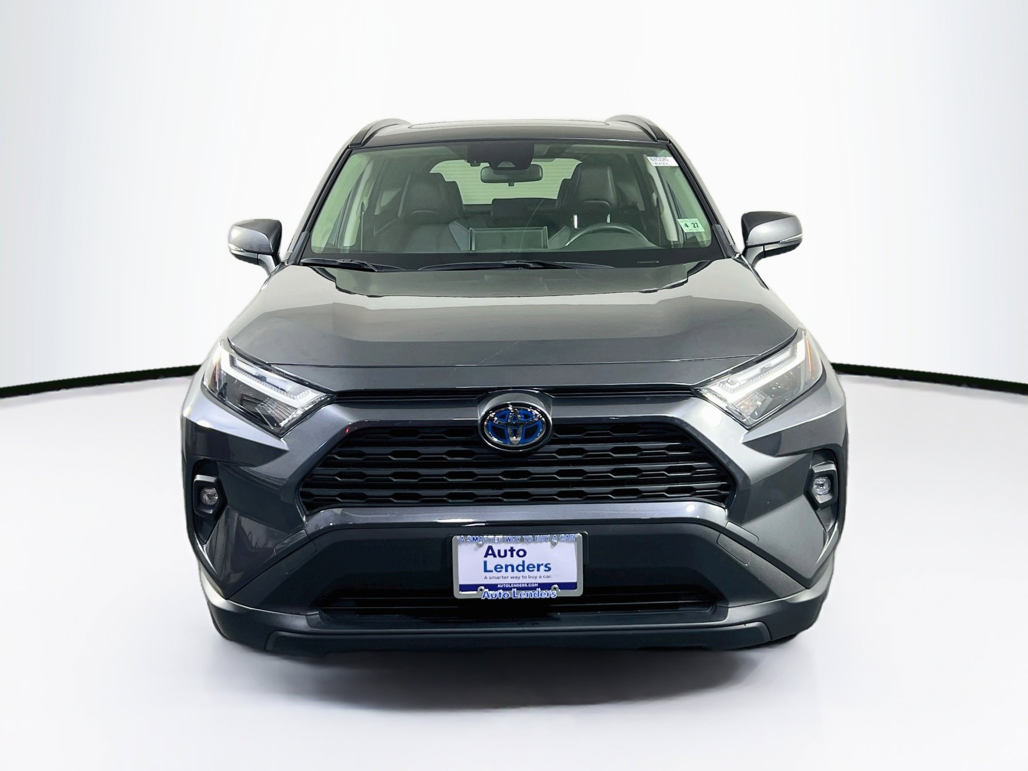 Used 2022 Toyota RAV4 XLE Premium AWD/4WD image 2