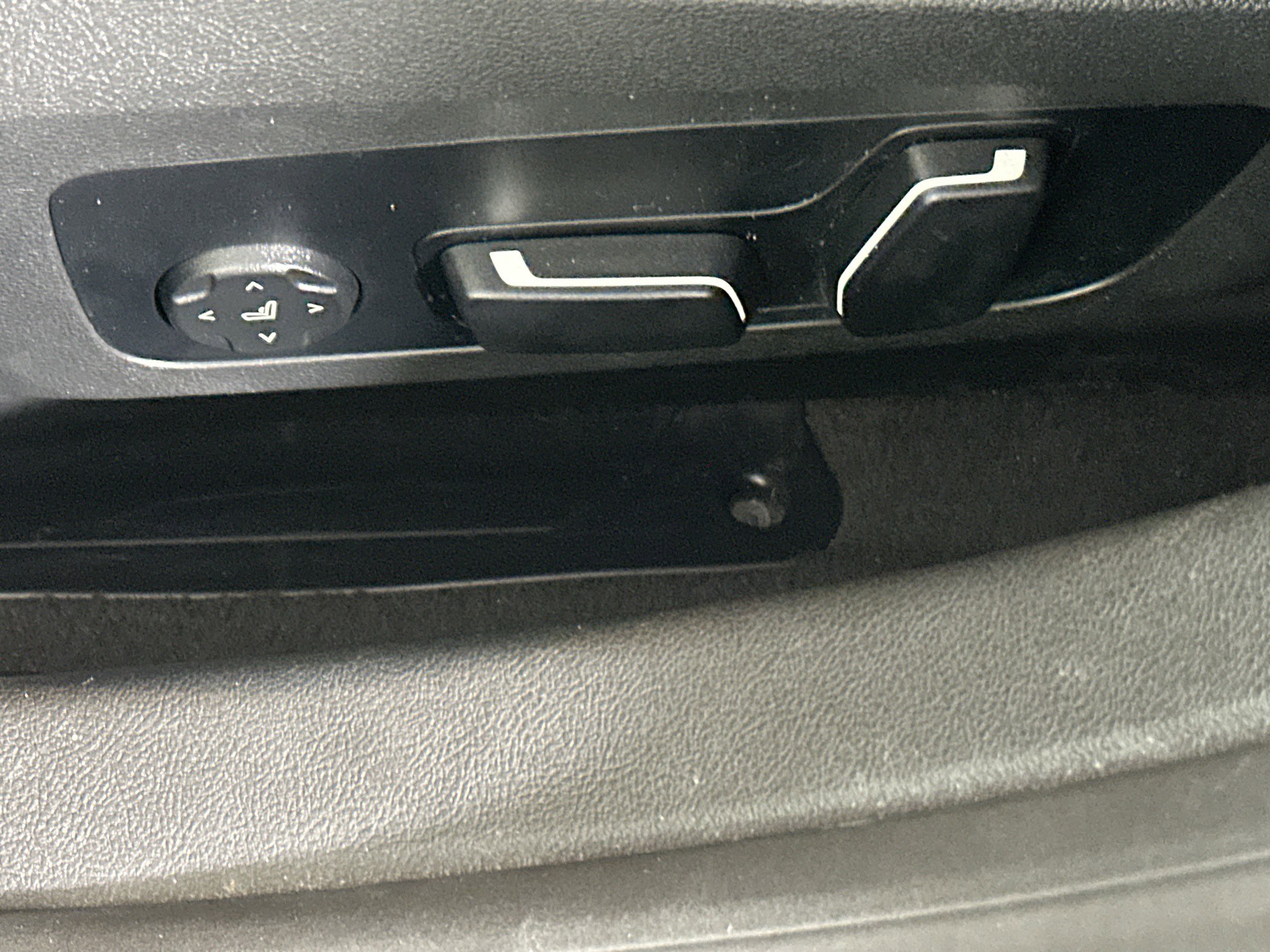 Used 2025 BMW 430i w/ M Sport Package image 13