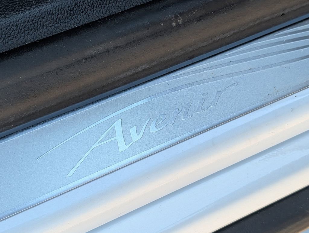 Used 2024 Buick Enclave Avenir w/ Avenir Technology Package AWD/4WD image 20