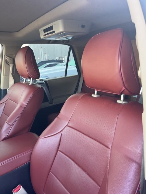 Used 2014 Toyota 4Runner SR5 image 10