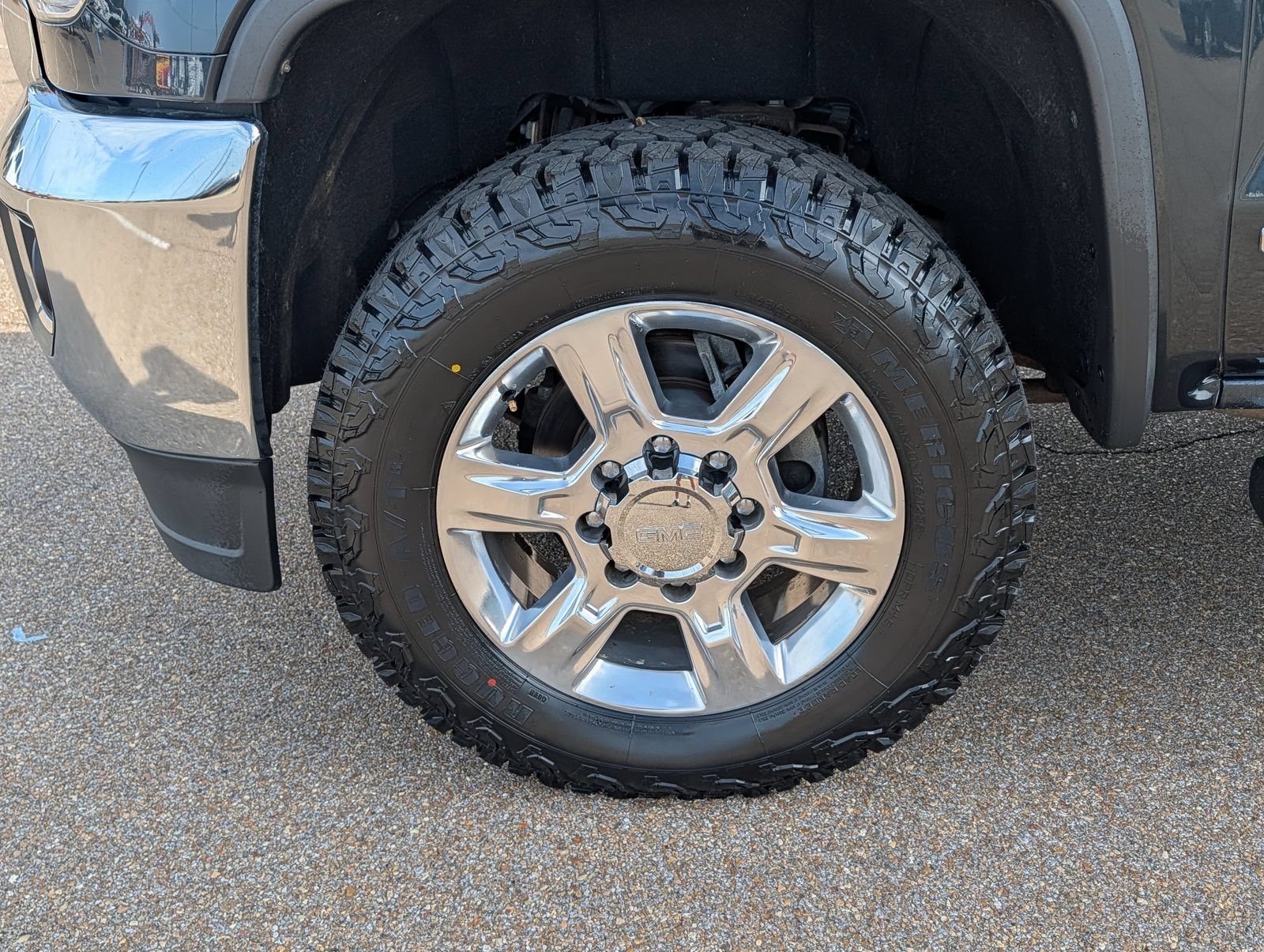 Used 2018 GMC Sierra 2500 SLT w/ Duramax Plus Package AWD/4WD image 27