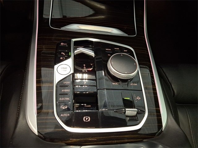 Used 2025 BMW X5 xDrive50e image 14