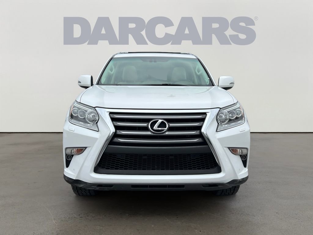 Used 2019 Lexus GX 460 Premium w/ Premium Package image 2