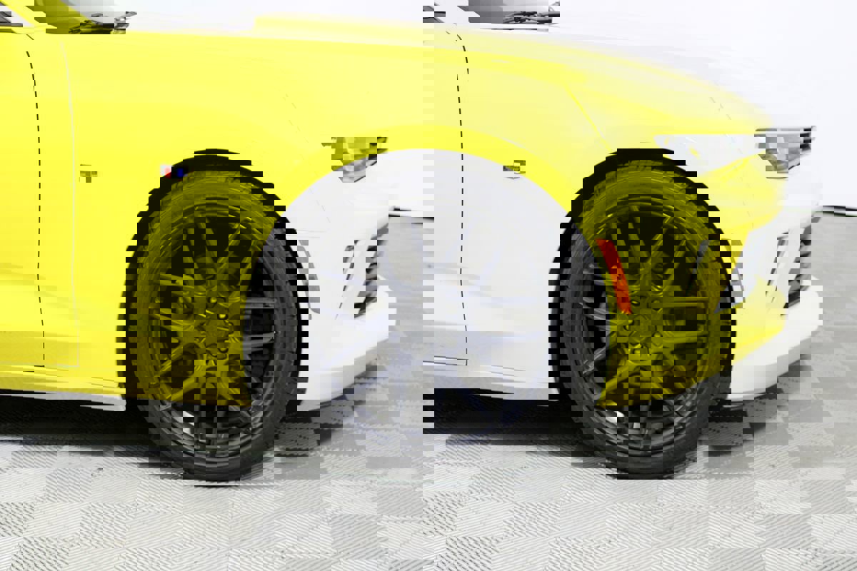 Used 2017 Chevrolet Camaro LT RWD image 32