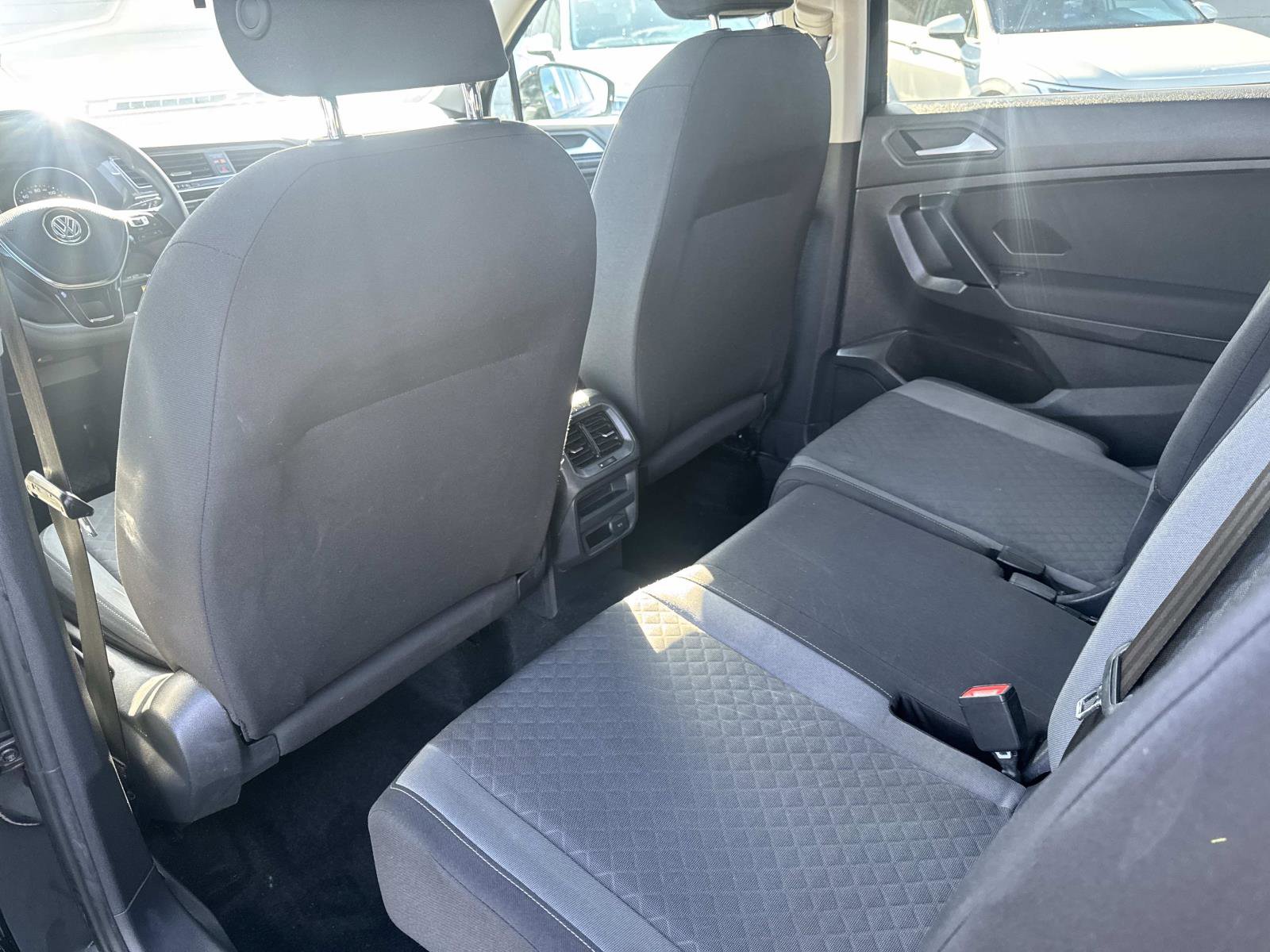 Used 2019 Volkswagen Tiguan S FWD image 9