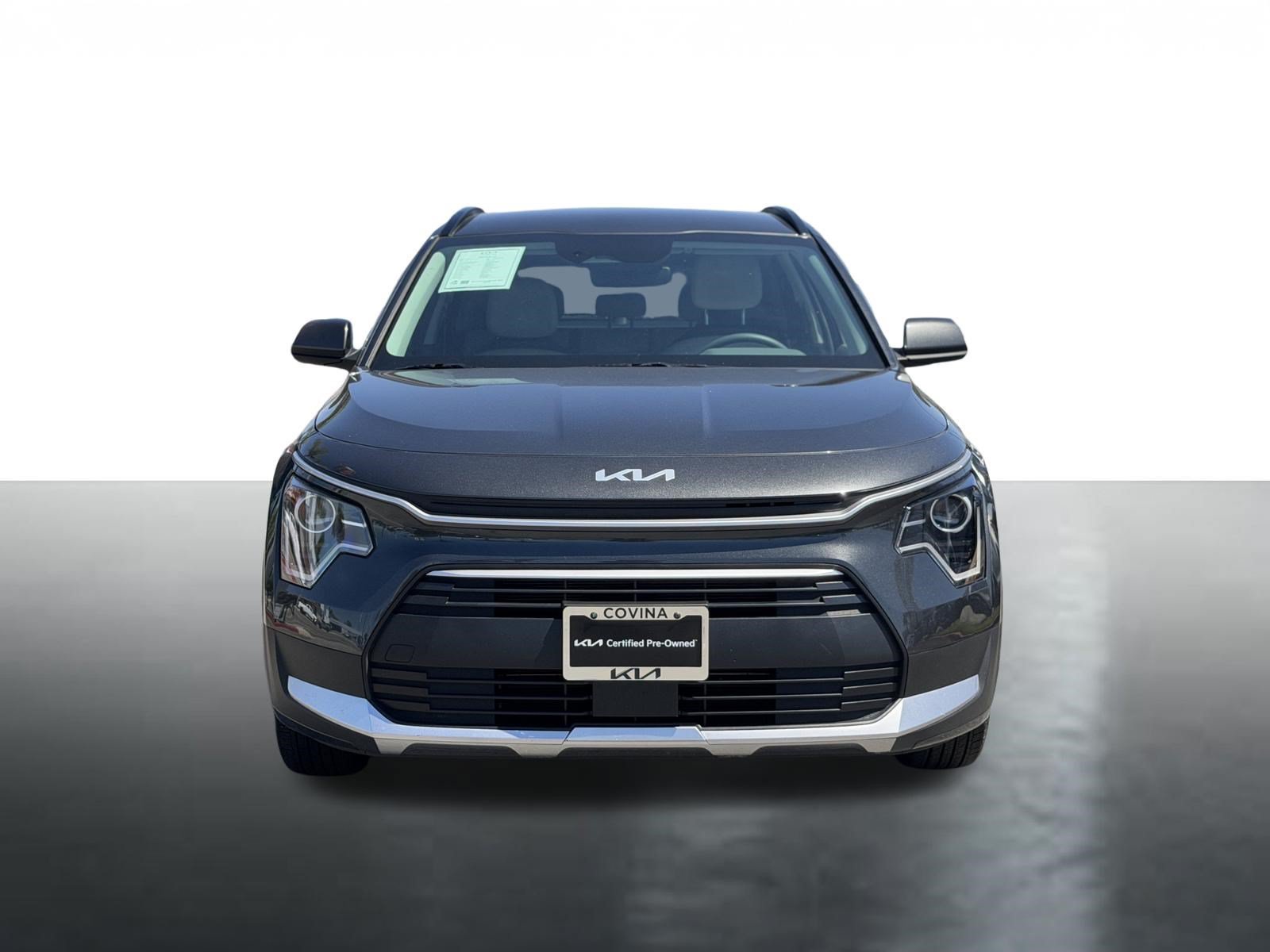Certified 2025 Kia Niro EX FWD image 3