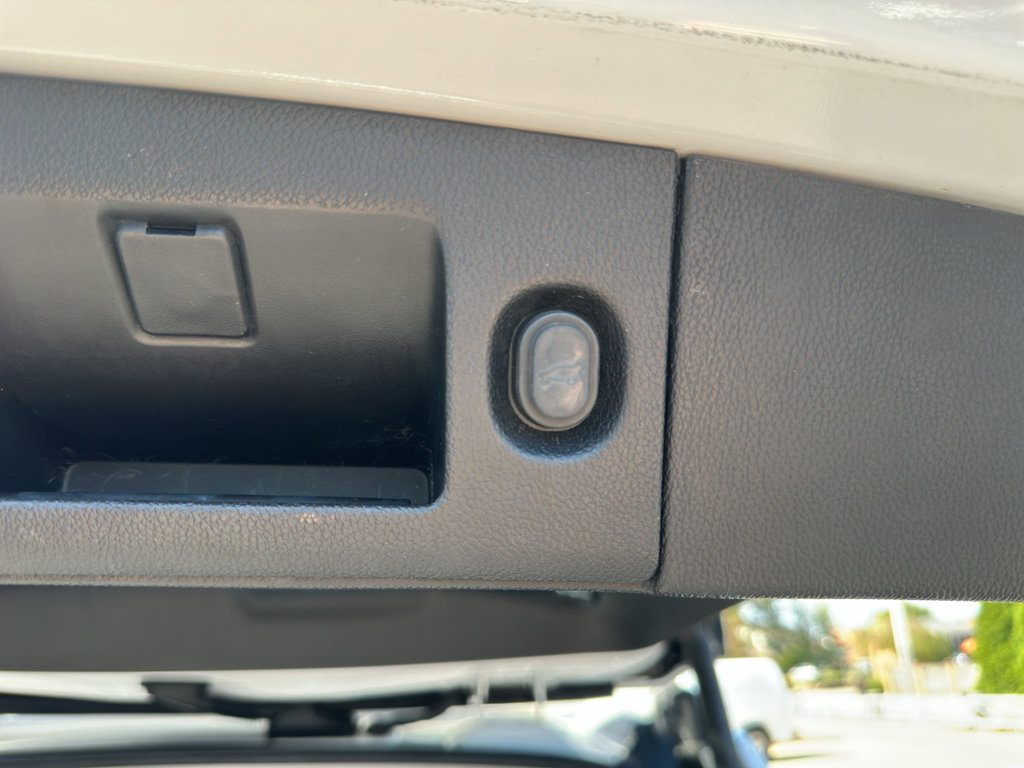 Used 2018 Chevrolet Tahoe Premier image 15