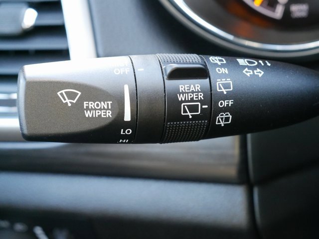 Used 2022 Jeep Grand Cherokee Laredo X image 27