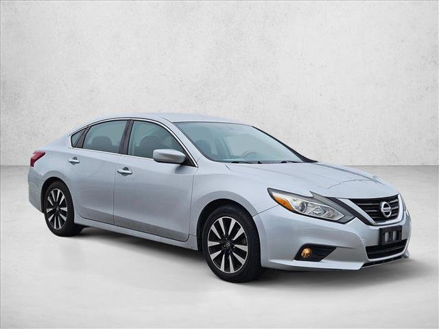 Used 2018 Nissan Altima 2.5 SV image 3