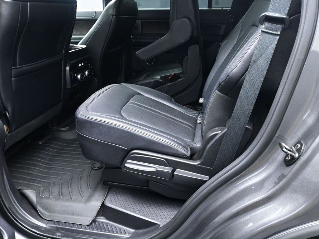 Used 2019 Ford Expedition Limited w/ Equipment Group 302A image 21