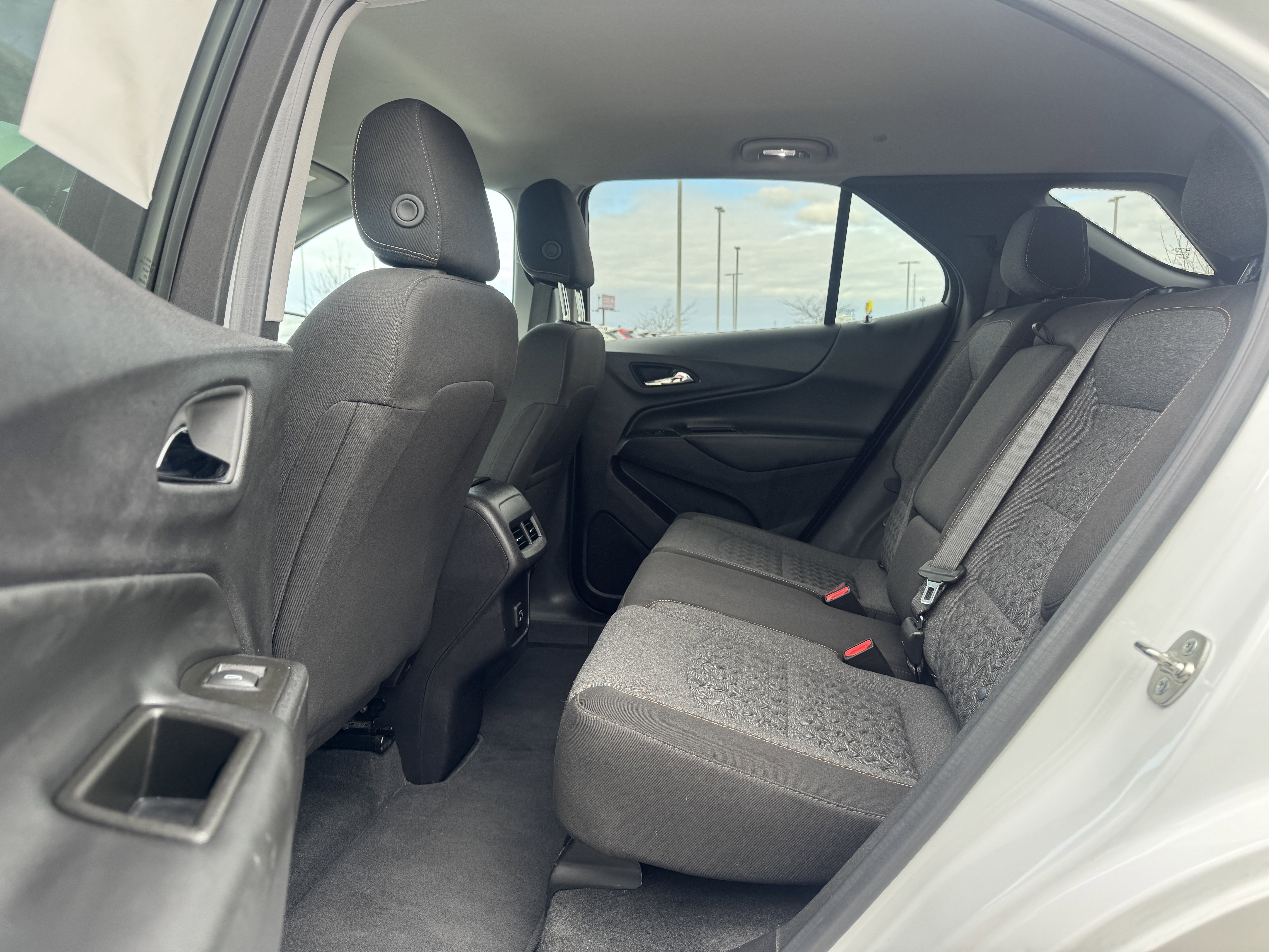 Used 2024 Chevrolet Equinox LT AWD/4WD image 18