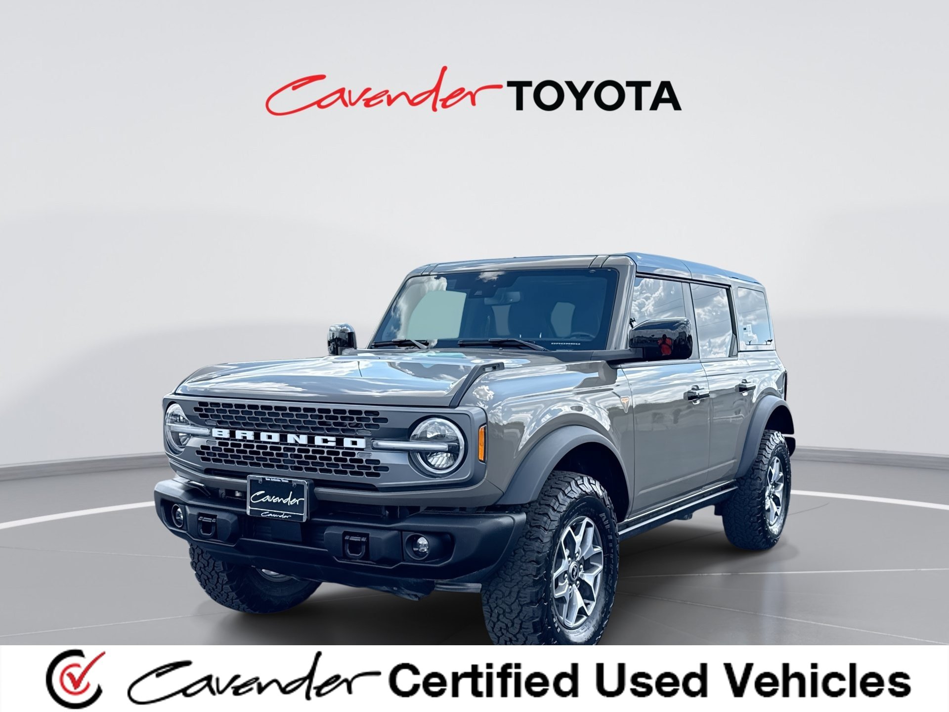 Used 2025 Ford Bronco Badlands AWD/4WD image 1