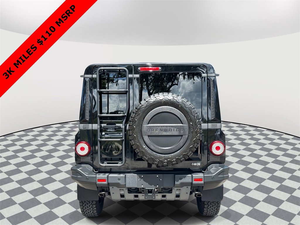 Used 2024 INEOS Grenadier Fieldmaster Edition image 4