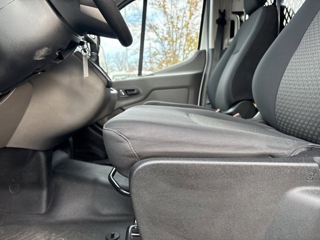 Used 2024 Ford Transit 250 Low Roof w/ Exterior Upgrade Package image 29