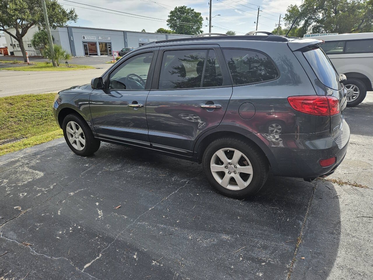 Used 2007 Hyundai Santa Fe Limited FWD image 5