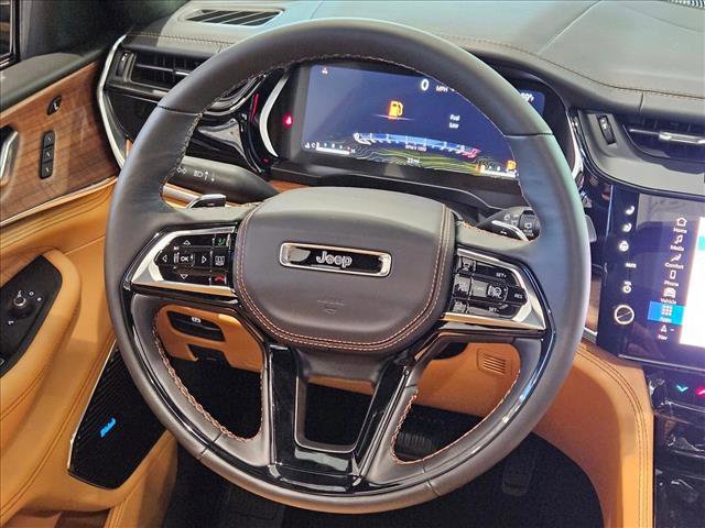 New 2026 Jeep Grand Cherokee L Summit w/ Obsidian Package image 11