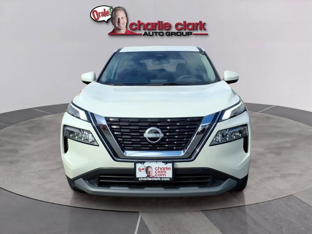 Used 2023 Nissan Rogue SV image 8