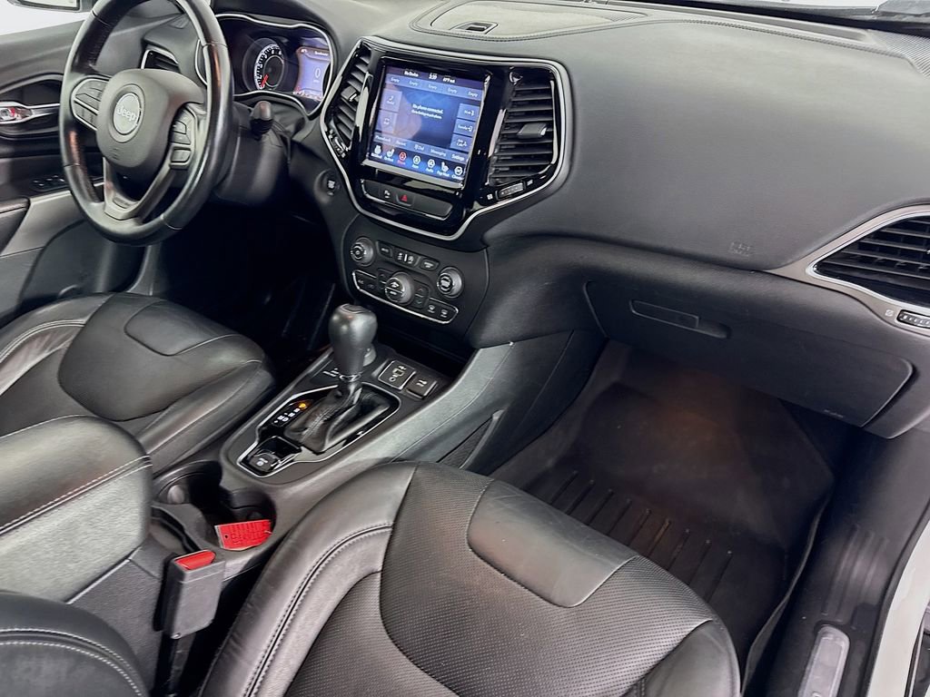 Used 2020 Jeep Cherokee Limited image 36