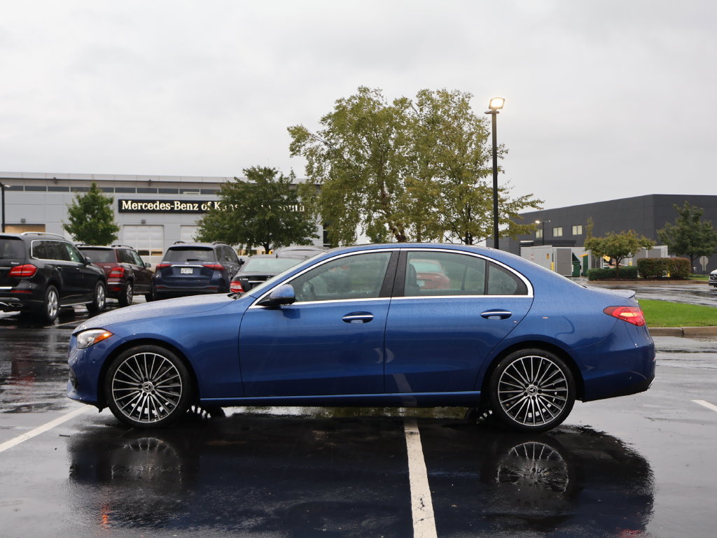 New 2026 Mercedes-Benz C 300 4MATIC Sedan image 4
