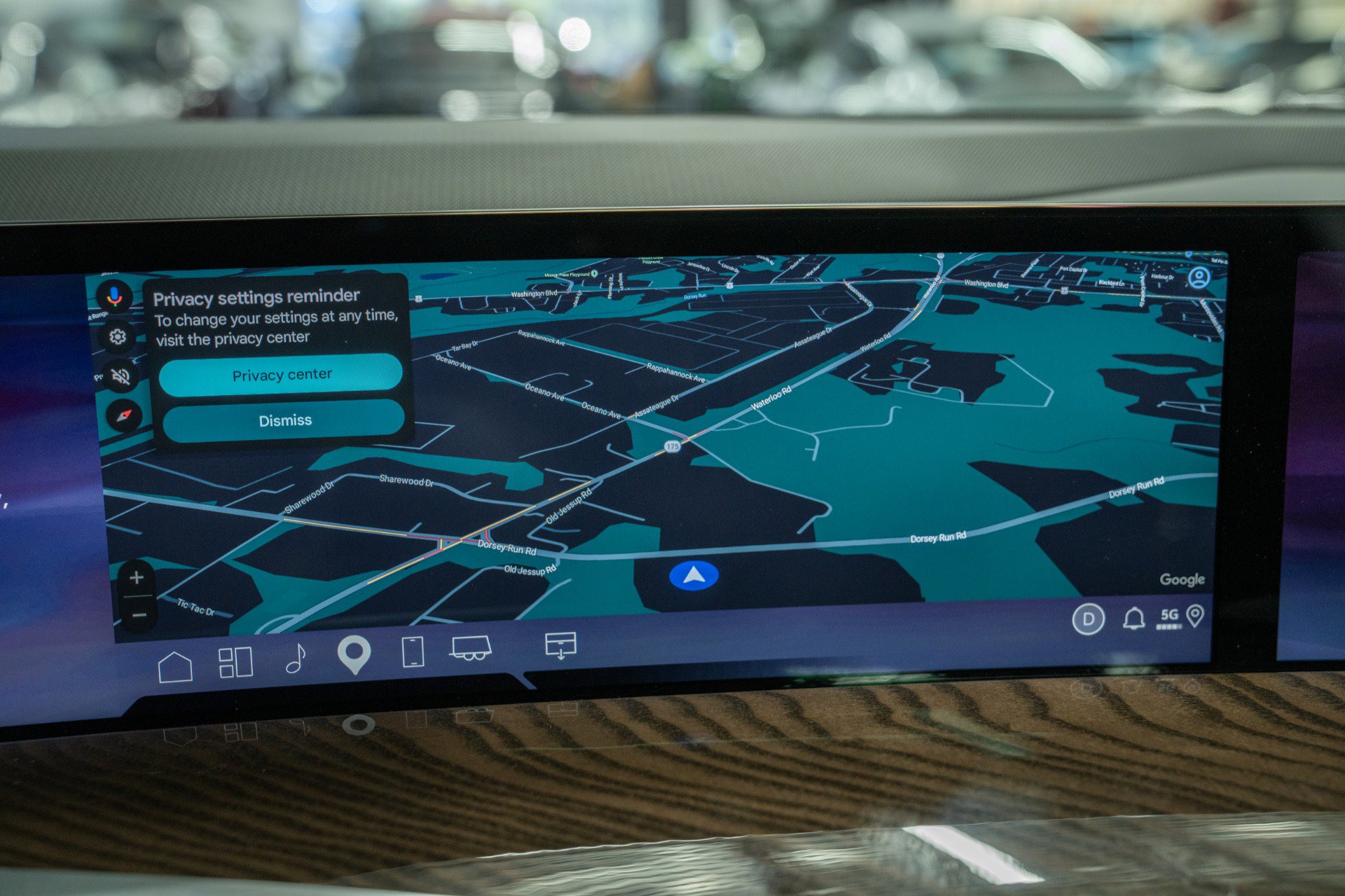 Used 2025 Cadillac Escalade ESV Sport Platinum image 16