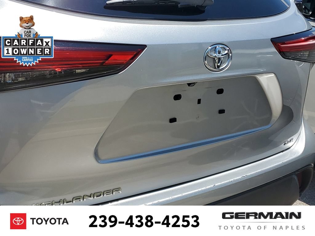 Used 2023 Toyota Highlander XLE FWD image 17
