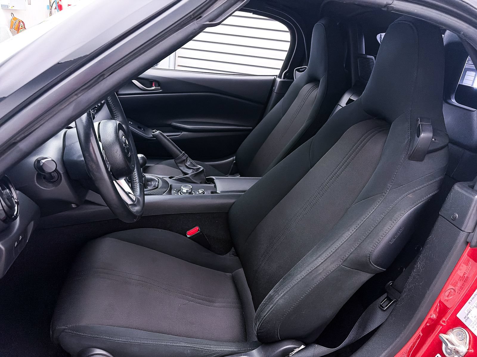 Used 2021 MAZDA MX-5 Miata Sport RWD image 18